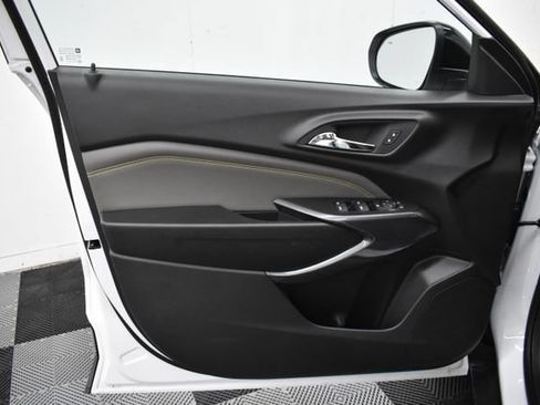 New 2025 Chevrolet Trax ACTIV w/ Driver Confidence Package image 15