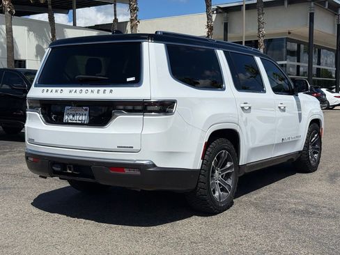 Used 2022 Jeep Grand Wagoneer Series I AWD/4WD image 8