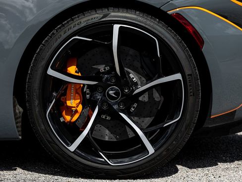 Used 2021 McLaren Elva RWD image 70