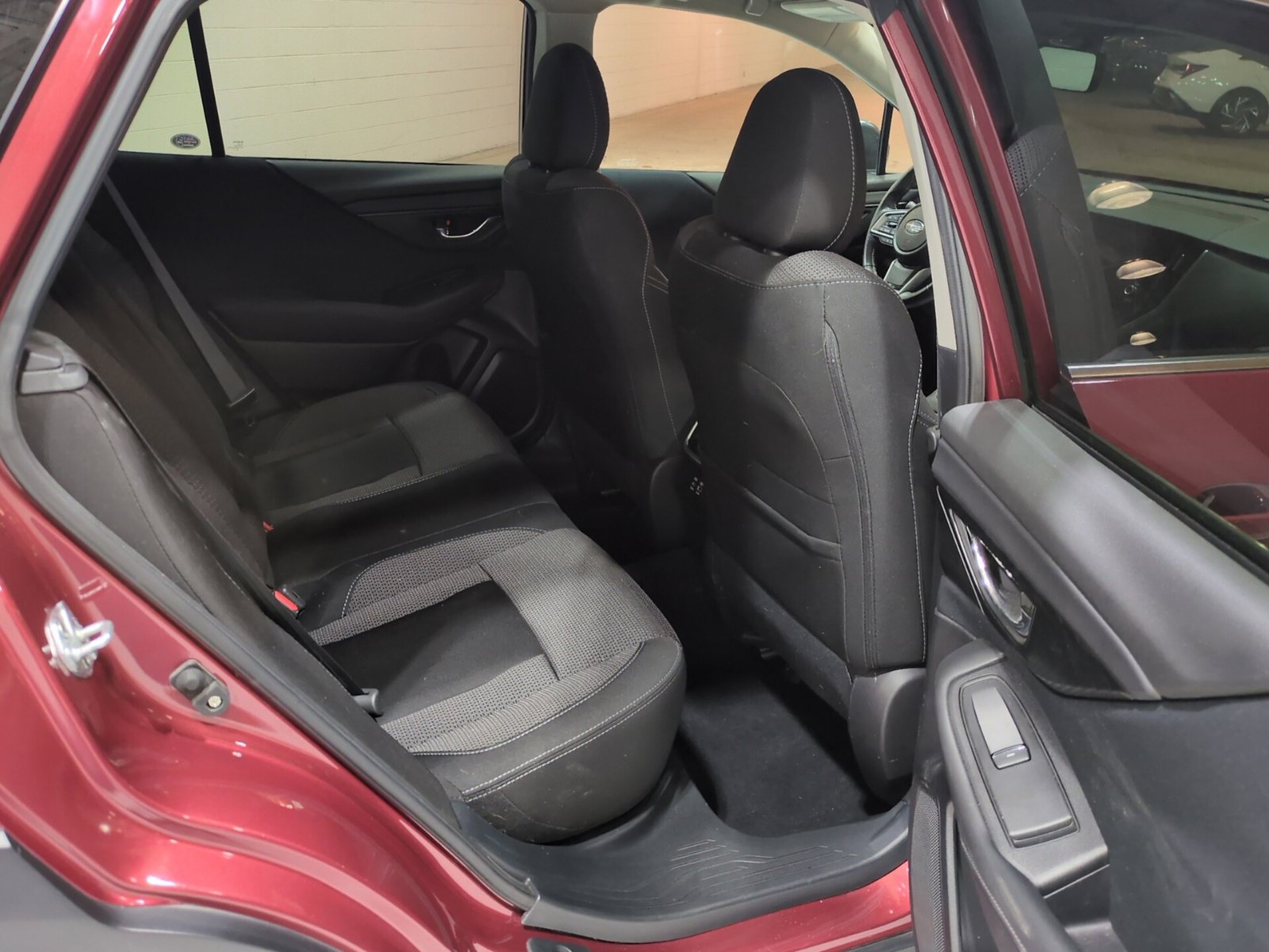 Certified 2025 Subaru Outback Premium AWD/4WD image 11