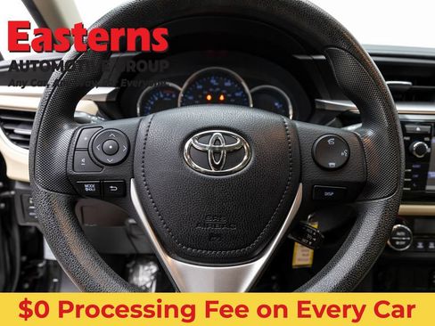 Used 2016 Toyota Corolla LE FWD image 10