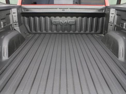 New 2026 GMC Sierra 1500 AT4 w/ AT4 Premium Package AWD/4WD image 24