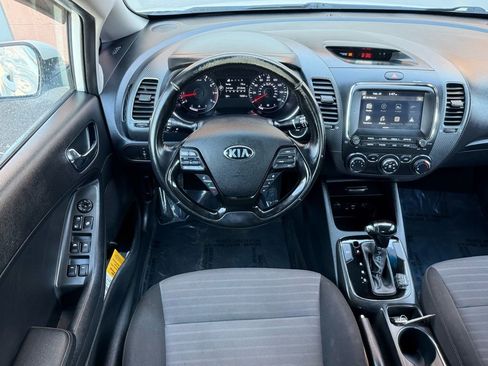 Used 2018 Kia Forte S w/ S Technology Plus Package image 28