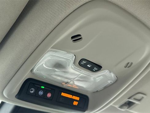 Used 2022 Buick Encore GX Preferred w/ Sport Touring Package image 24