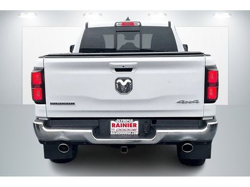 Used 2021 RAM 1500 Big Horn image 4