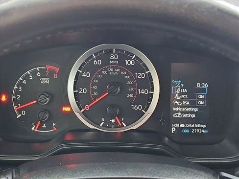 Used 2022 Toyota Corolla SE image 11