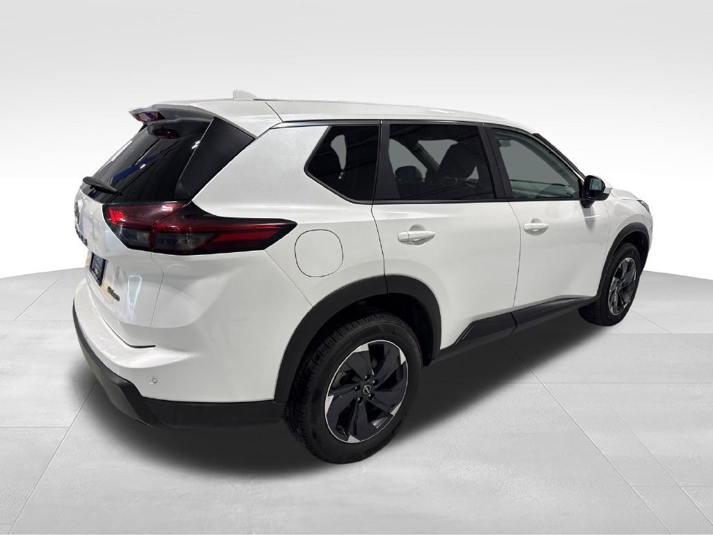 Used 2024 Nissan Rogue SV AWD/4WD image 45