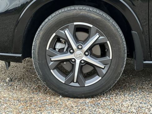 Used 2024 Honda HR-V EX-L image 12