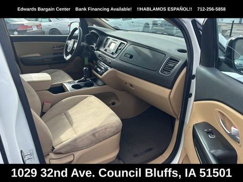 Used 2015 Kia Sedona LX FWD image 10