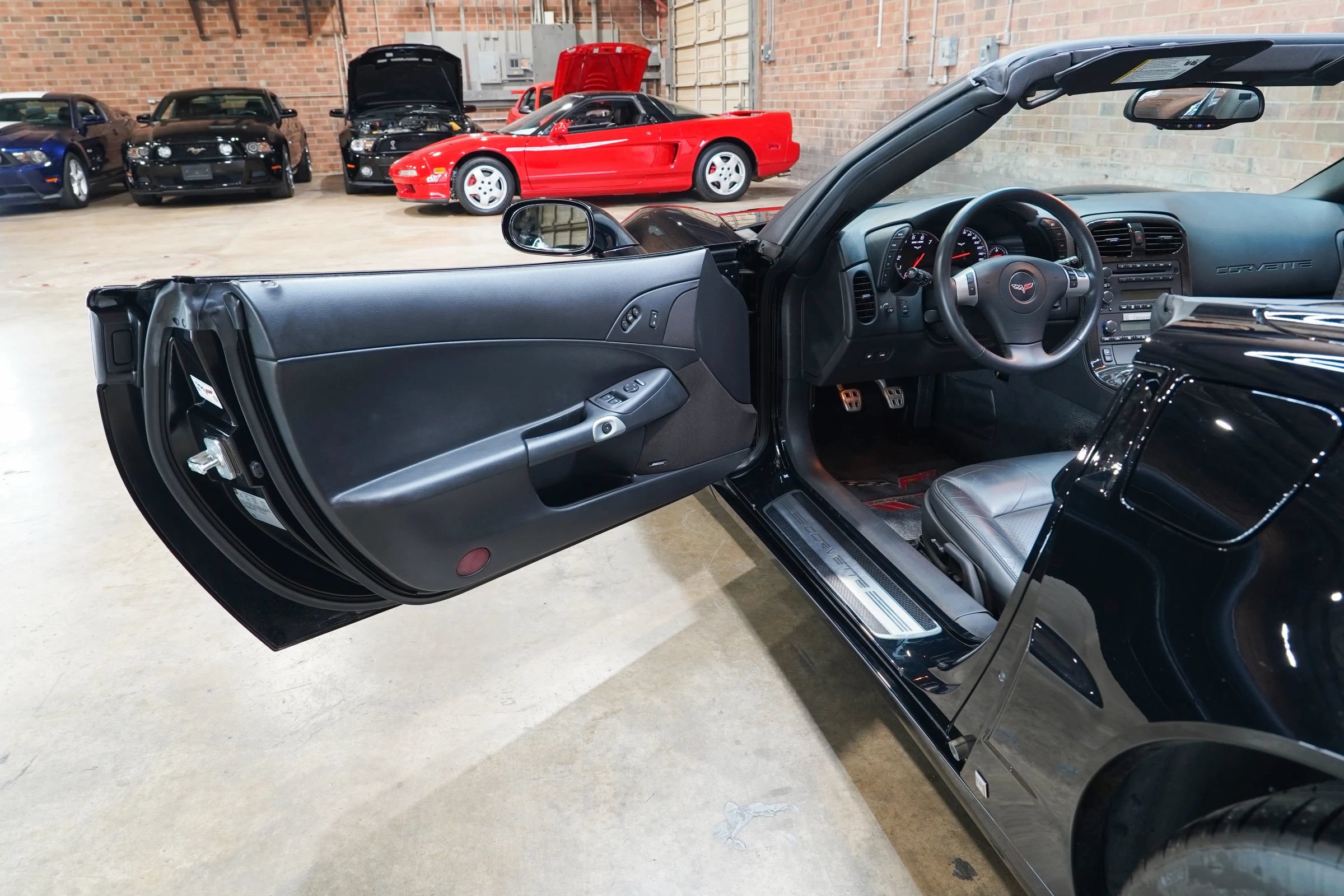 Used 2011 Chevrolet Corvette Grand Sport w/ Preferred Equipment Group RWD image 37