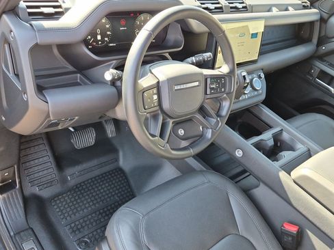 Used 2025 Land Rover Defender 130 Outbound AWD/4WD image 9