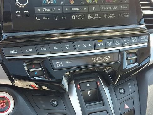 Used 2025 Honda Odyssey EX-L image 18