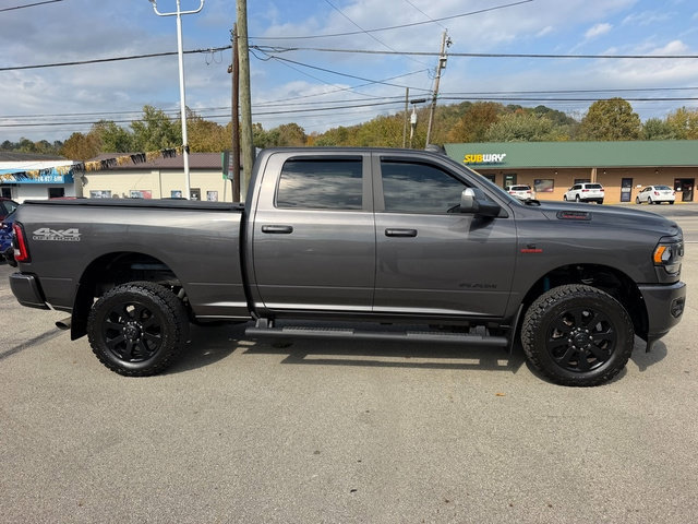 Used 2022 RAM 2500 Big Horn w/ Level C Equiment Group AWD/4WD image 9
