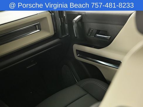 Used 2026 GMC Hummer EV 4x4 Crew Cab image 31