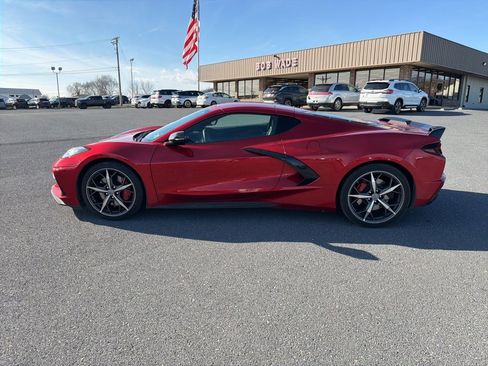 Used 2023 Chevrolet Corvette Stingray Preferred Cpe w/ Z51 Performance Package image 2