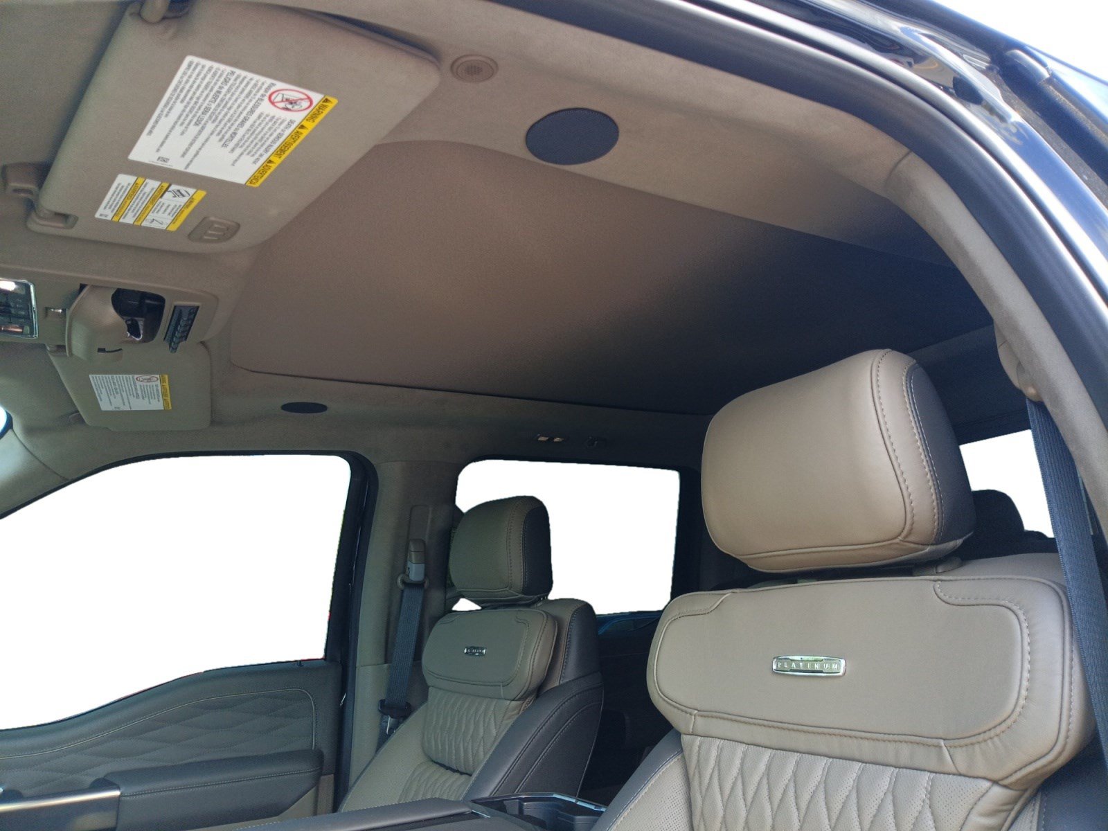 Used 2027 Ford F250 Platinum w/ Platinum Plus Package AWD/4WD image 10