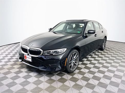 Used 2022 BMW 330i xDrive Sedan w/ Premium Package 2 image 3