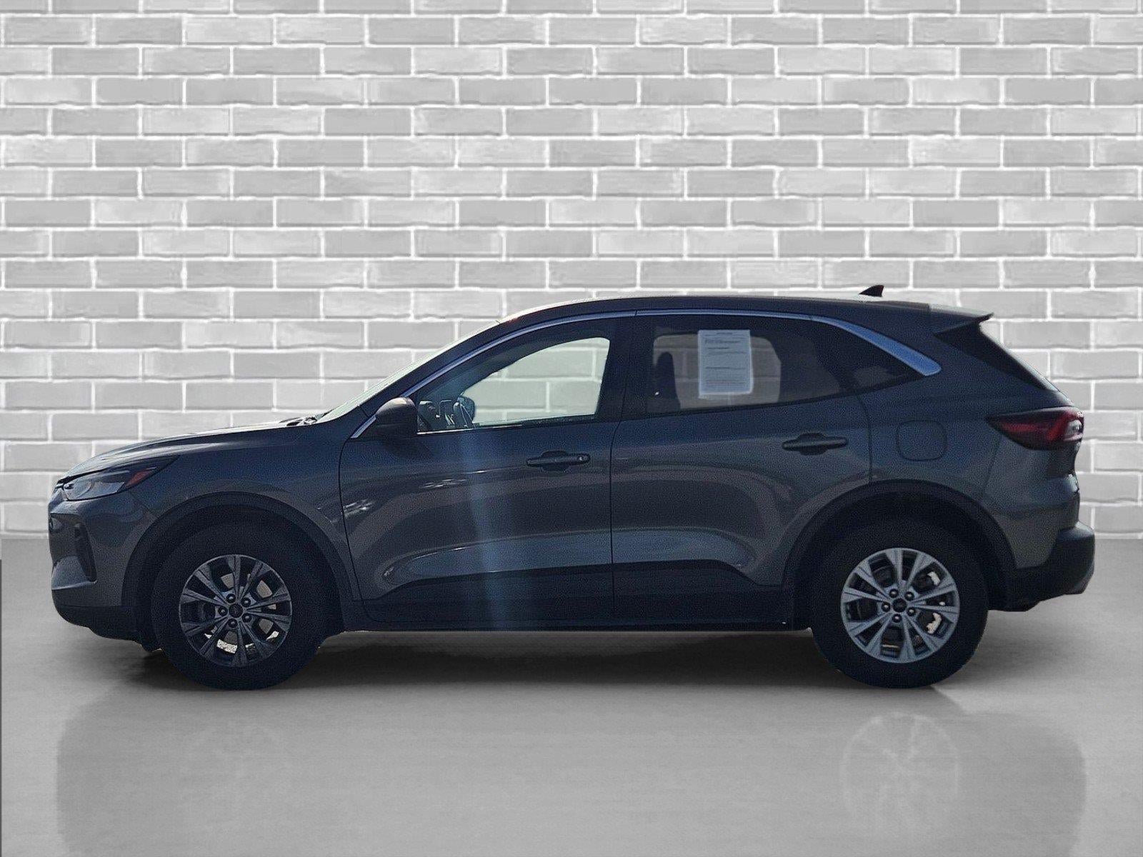 Used 2023 Ford Escape Active w/ Tech Pack #1 AWD/4WD image 8