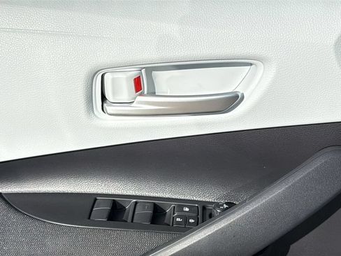 Certified 2026 Toyota Corolla SE FWD image 15