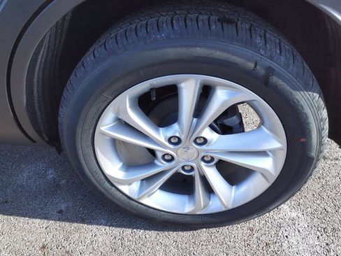 Certified 2023 Buick Encore GX Preferred w/ Cold Weather Comfort Package image 8