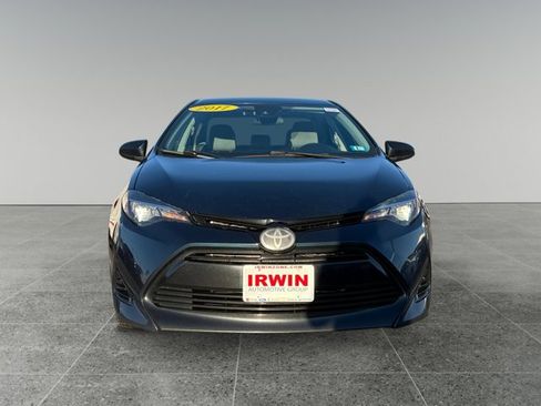 Used 2017 Toyota Corolla LE image 8