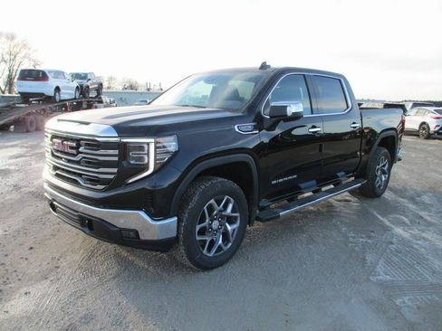 New 2026 GMC Sierra 1500 SLT w/ SLT Premium Plus Package image 10