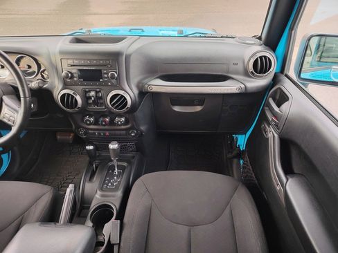 Used 2017 Jeep Wrangler Unlimited Sport w/ Quick Order Package 24S image 24