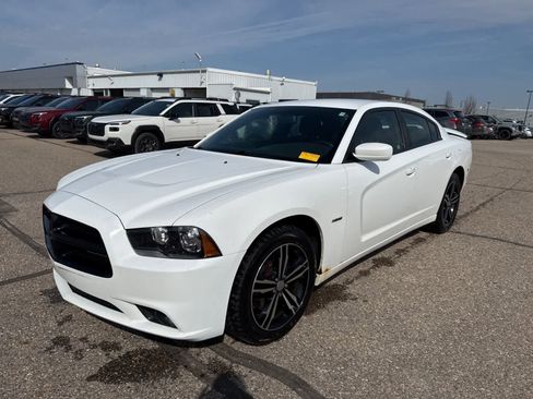 Used 2014 Dodge Charger R/T image 1