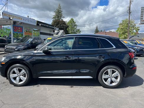 Used 2018 Audi Q5 2.0T Premium Plus w/ Premium Plus Package AWD/4WD image 3
