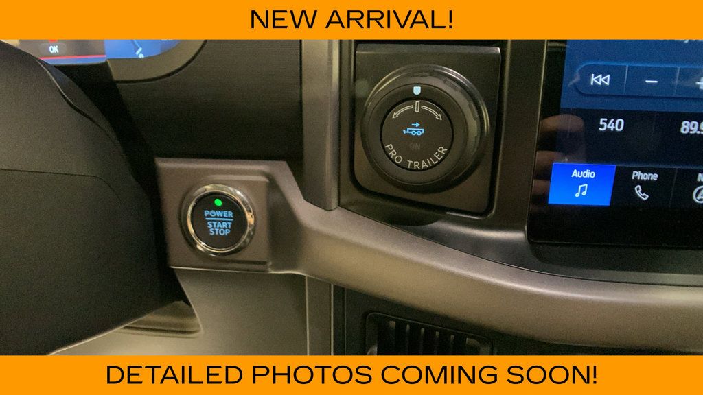 Used 2025 Ford F150 Lightning XLT AWD/4WD image 36