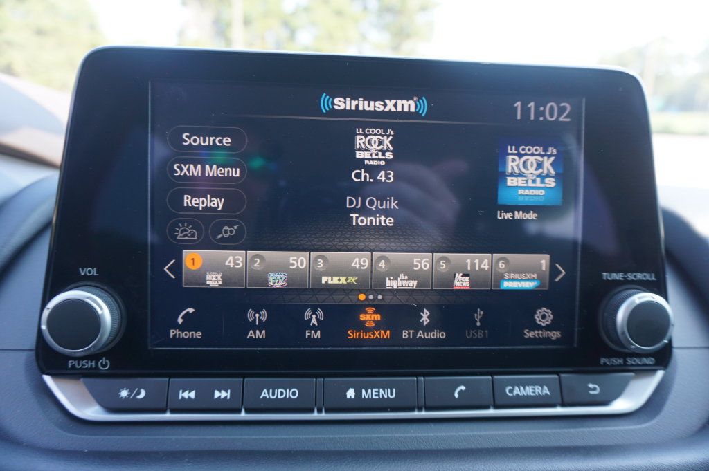 Used 2023 Nissan Rogue S FWD image 10