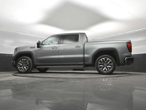 New 2026 GMC Sierra 1500 Denali w/ Denali Reserve Package AWD/4WD image 35