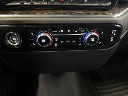 Certified 2023 GMC Sierra 1500 Elevation image 17