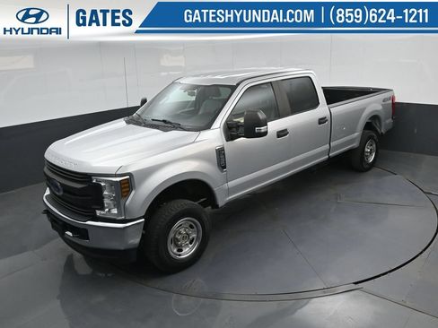 Used 2019 Ford F250 XL w/ Power Equipment Group AWD/4WD image 44