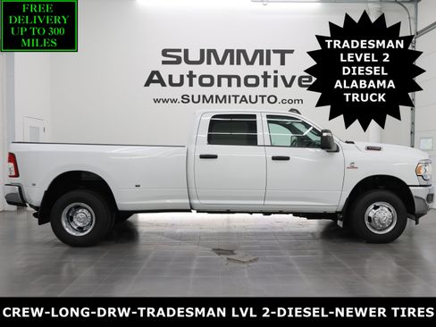Used 2024 RAM 3500 Tradesman w/ Chrome Appearance Group AWD/4WD image 1