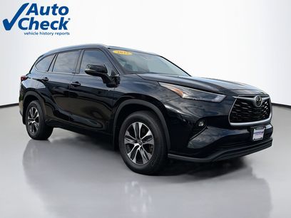 Used 2022 Toyota Highlander XLE