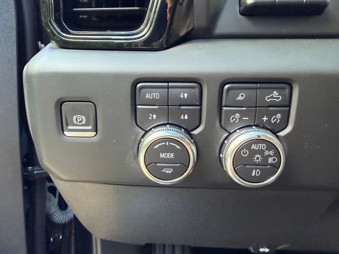 Used 2024 GMC Sierra 1500 AT4X AWD/4WD image 12
