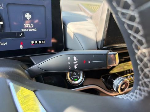 Used 2024 Honda Prologue Touring image 11