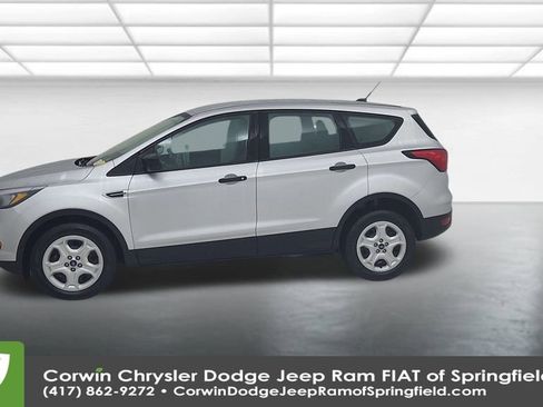 Used 2019 Ford Escape S image 8