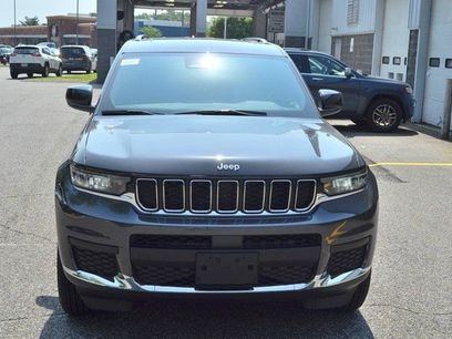 New 2025 Jeep Grand Cherokee L Laredo w/ Luxury Tech Group I