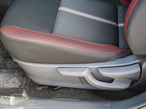 New 2025 Nissan Versa SR w/ Trunk Package FWD image 22