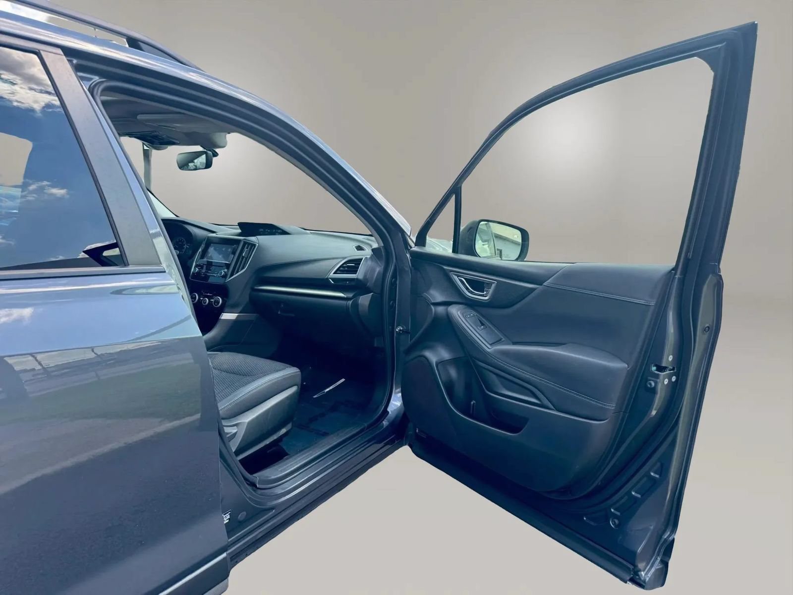 Used 2021 Subaru Forester Premium w/ Popular Package #1 AWD/4WD image 17