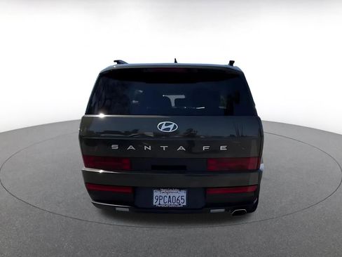 Used 2025 Hyundai Santa Fe SEL image 12