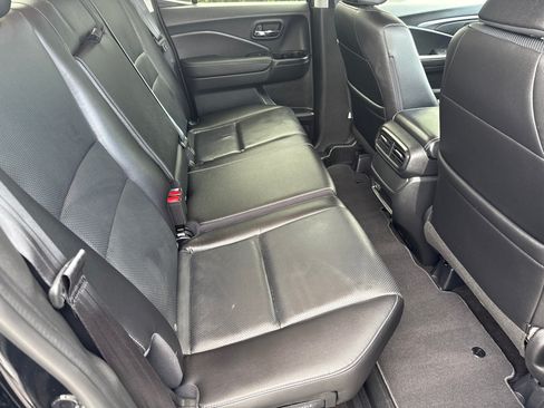 Used 2025 Honda Ridgeline RTL image 16