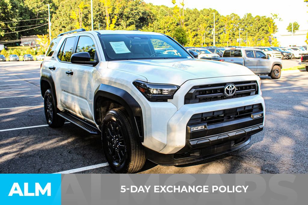 Used 2025 Toyota 4Runner SR5 AWD/4WD image 3