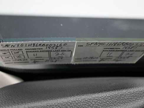 Used 2024 Honda Pilot Elite image 3