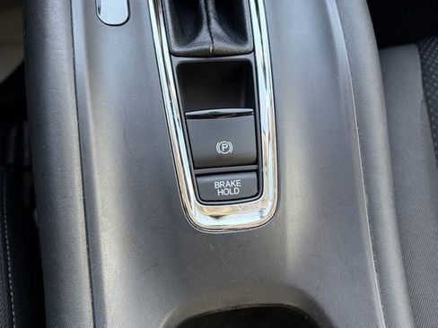 Used 2019 Honda HR-V EX image 22