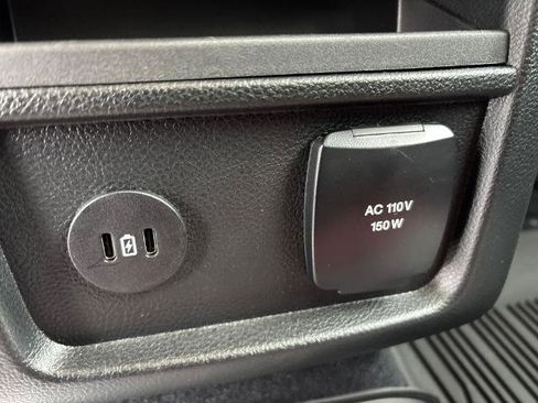 Certified 2024 Ford Edge SEL w/ Convenience Package image 30