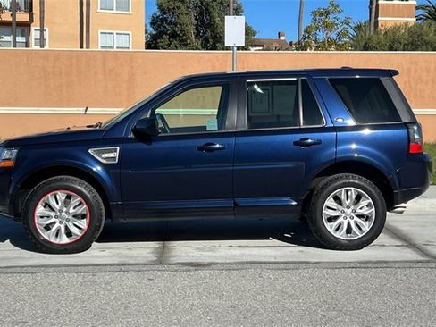 Used 2015 Land Rover LR2 HSE image 7