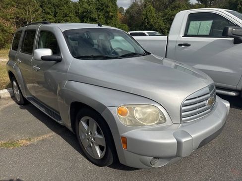 Used 2011 Chevrolet HHR LT image 1